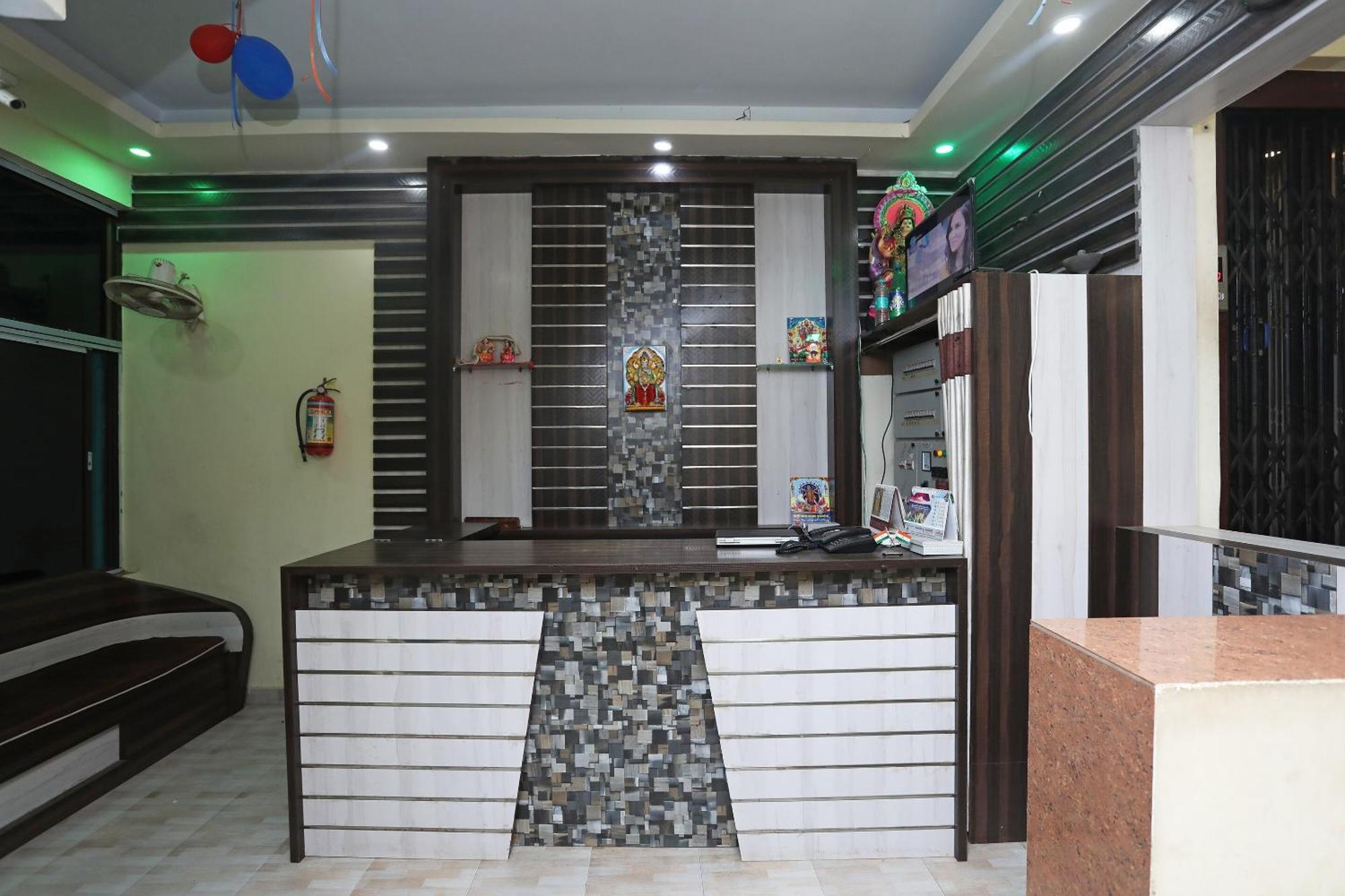 Oyo 26152 Hotel Aarush Digha  Exteriör bild