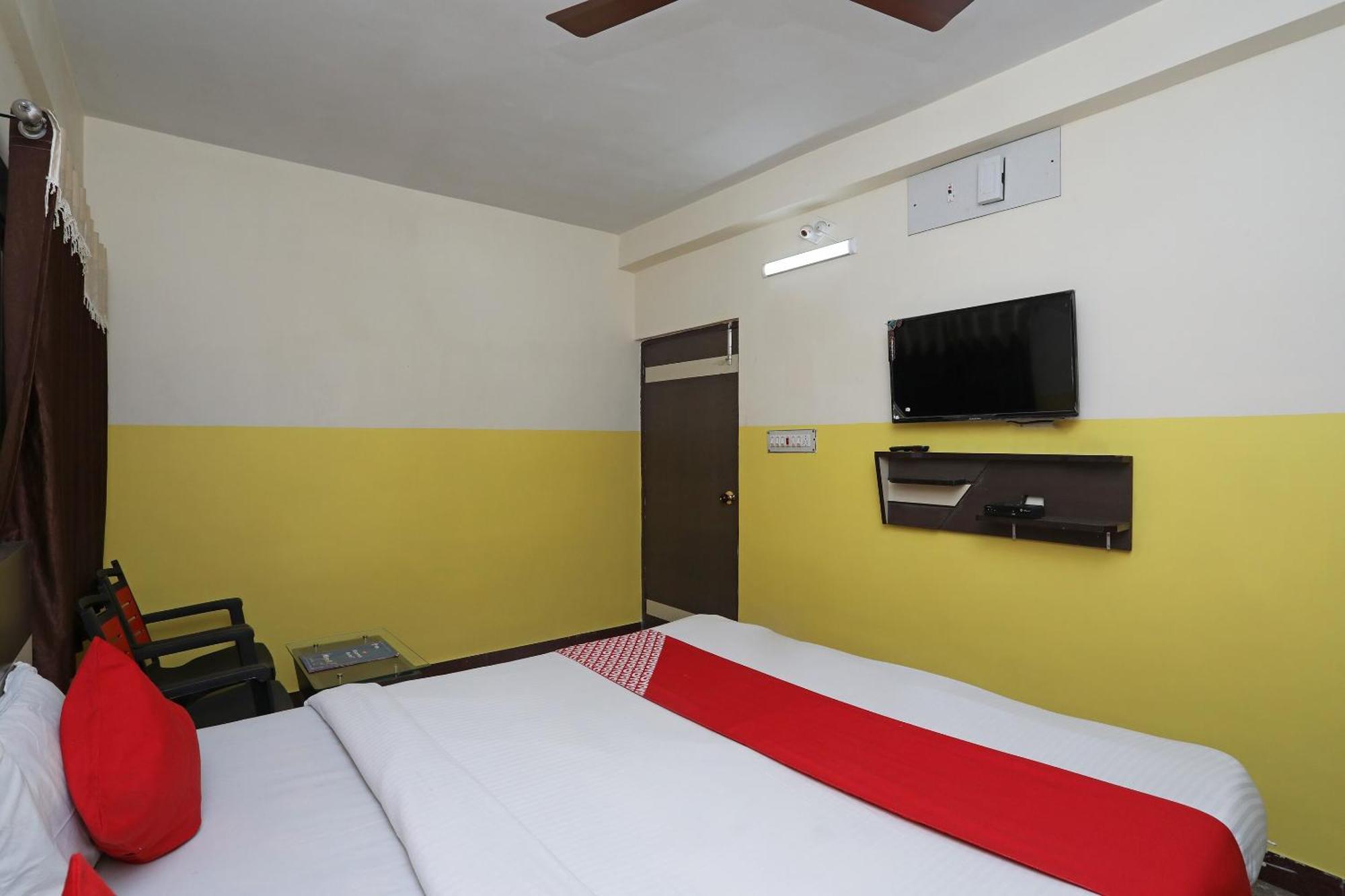 Oyo 26152 Hotel Aarush Digha  Exteriör bild
